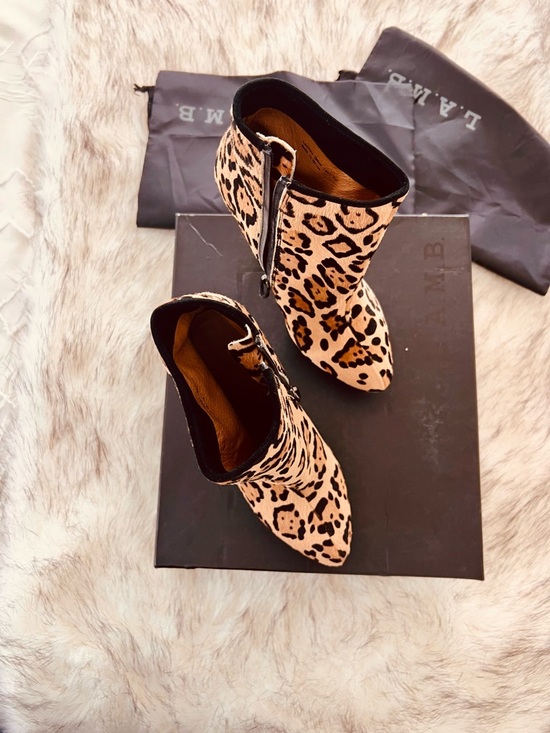 L.A.M.B. Leopard Calf Hair Ankle Boots w/ Box & Dust Bags Stiletto Heel Size 7.5 - Picture 6 of 13